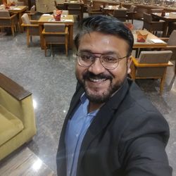 Rahul Dey's photo
